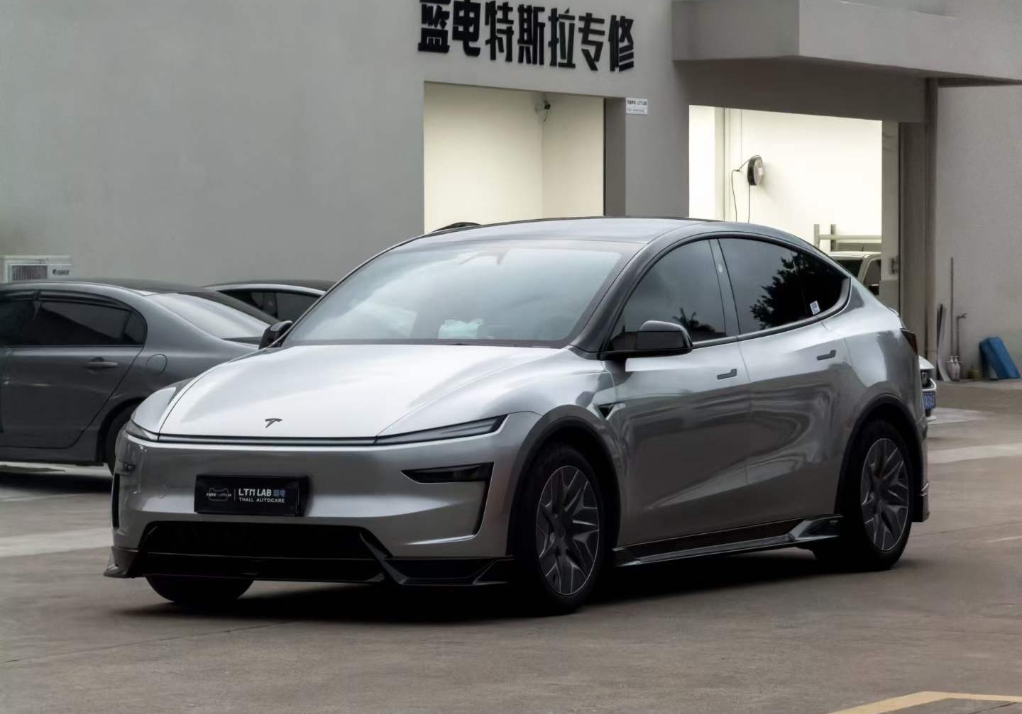 Tesla Model Y (Juniper) at the TRAPO × Lightning Cheras Hub